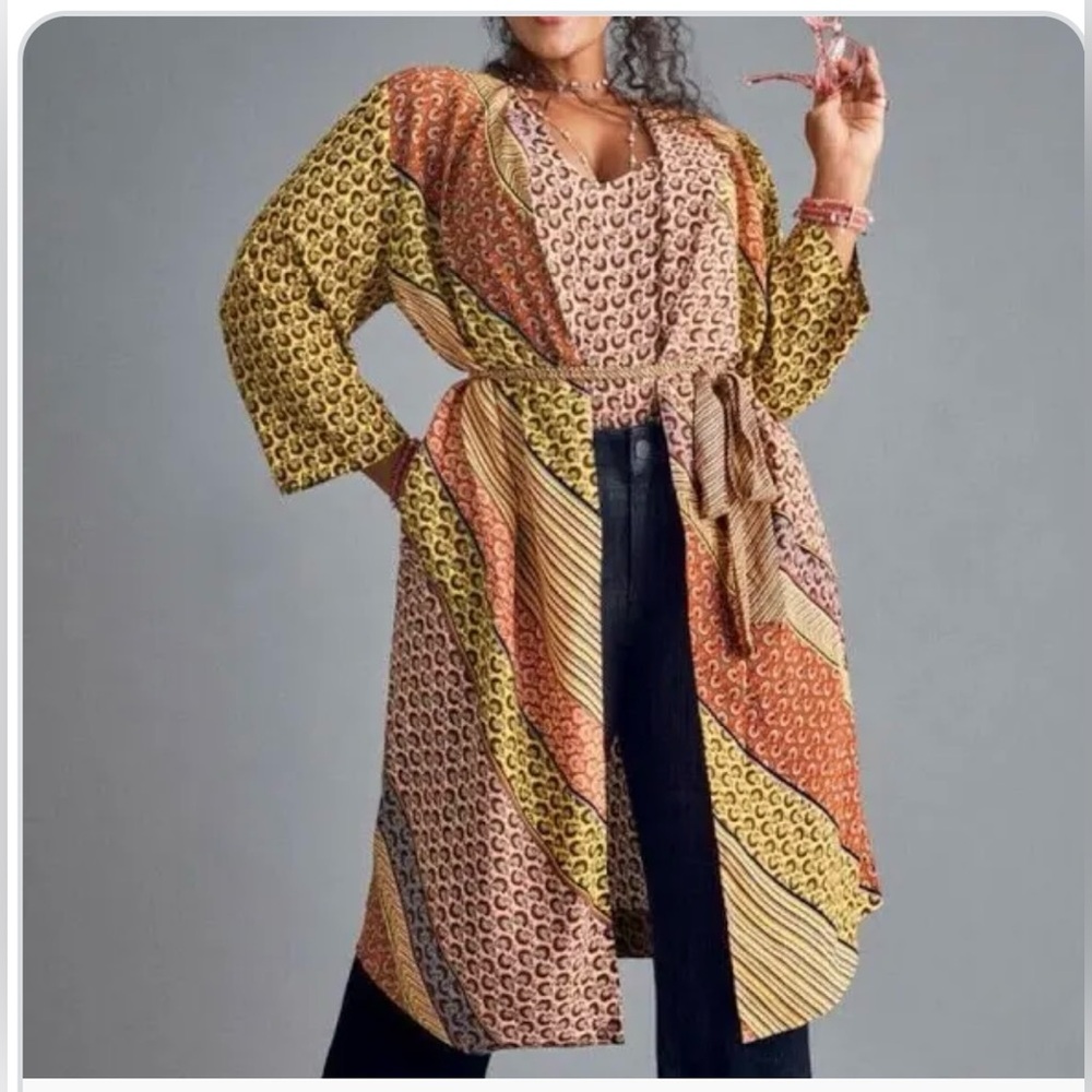 Cabi Poet Jacket. Spring 2020. NWOT. Size medium. 100% viscose.